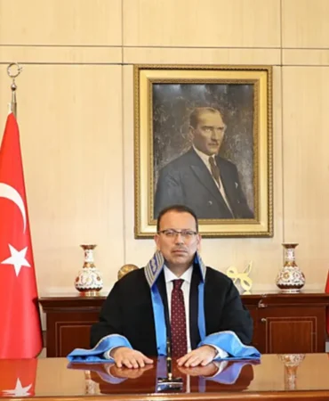 Resmi-Gazete8217de-yayimlandi-Metin-Yener-Sayistay-Baskani-gorevi-basladi-featured