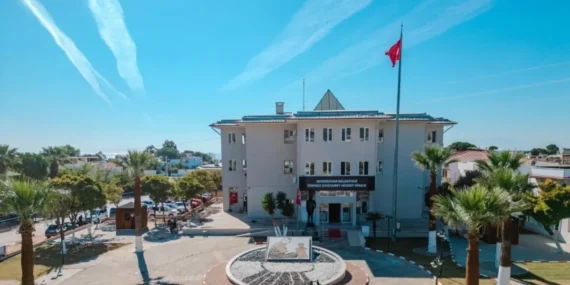 SON-DAKIKA8230-Seferihisar-Belediyesi8217ne-rusvet-operasyonu-featured