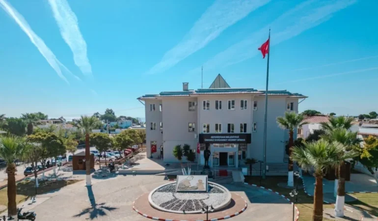 SON-DAKIKA8230-Seferihisar-Belediyesi8217ne-rusvet-operasyonu-featured