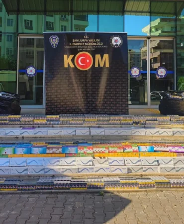 Sanliurfada-Kamyonet-Kasasinda-20-Bin-Paket-Kacak-Sigara-Ele-Gecirildi-featured