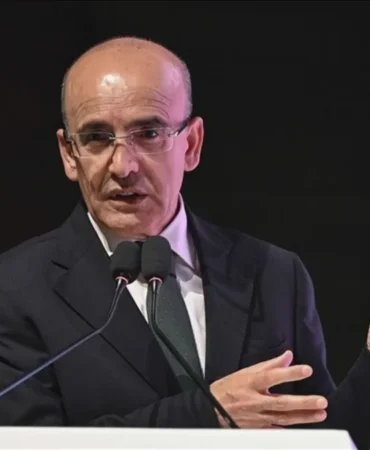Simsek-Nisanda-sanayi-uretimi-yillik-6-artti-featured