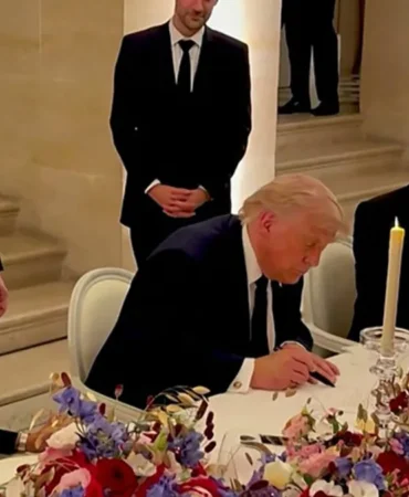 Tarihi-imza-kamerada-Trump-Versayda-Iran-mutabakatini-imzaladi-featured
