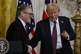Trump-Keir-Starmer-istifa-edecek-Ingiltere-siyaseti-karisti-featured
