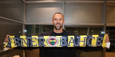 Vedat-Muriqi-Istanbula-geldi-saglik-kontrolu-basliyor-featured