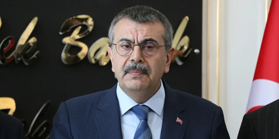 Yusuf Tekin: Derslik başına düşen öğrenci sayısı azaldı