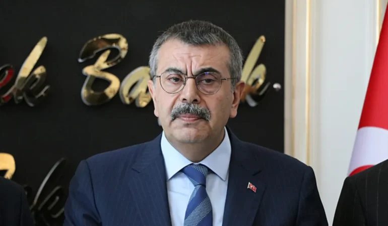 Yusuf-Tekin-Derslik-basina-dusen-ogrenci-sayisi-azaldi-featured