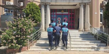 Didim'de 16 Kaçak Göçmen ve 2 Organizatore Yakalandı