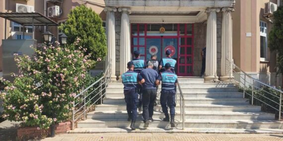 Didim'de 16 Kaçak Göçmen ve 2 Organizatore Yakalandı