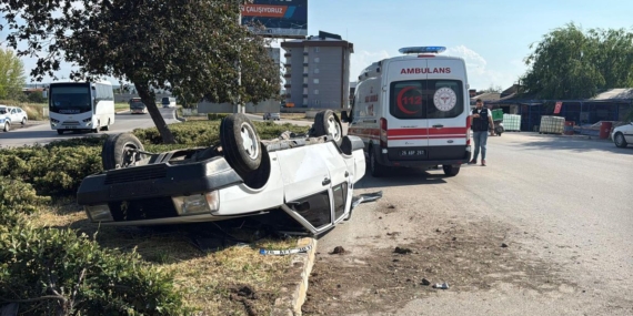 Eskişehir’de Takla Atan Araçta İki Yaralı