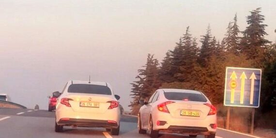 Eskişehir-Bursa yolunda tehlikeli araç çekişmesi