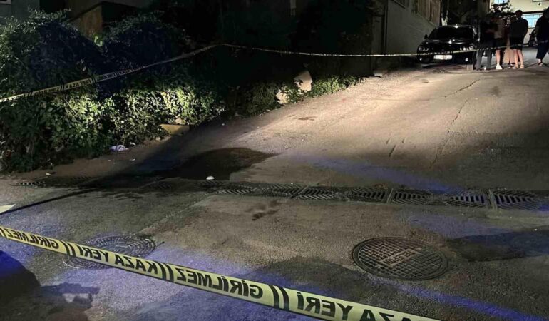 Bursa'da Kahvehane Kavgasında 2 Yaralı