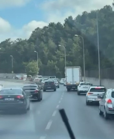 Ambulansa Fermuar Yöntemiyle Yol Verildi