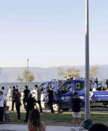 Sahilde seyyar satıcı denetimi