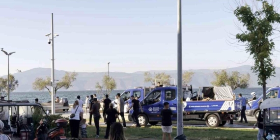 Sahilde seyyar satıcı denetimi