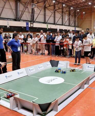Sakarya'da Robot ve Teknoloji Olimpiyatları Başladı