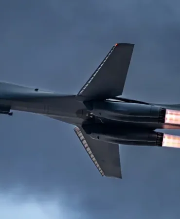 12-gun-sonra-bir-ilke-B-1-ucaklari-Iran8217da-kullaniliyor-featured
