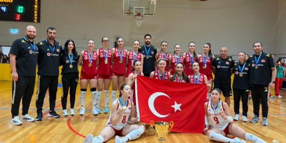 16 Yaş Altı Kadın Milli Takımı namağlup Balkan Şampiyonu