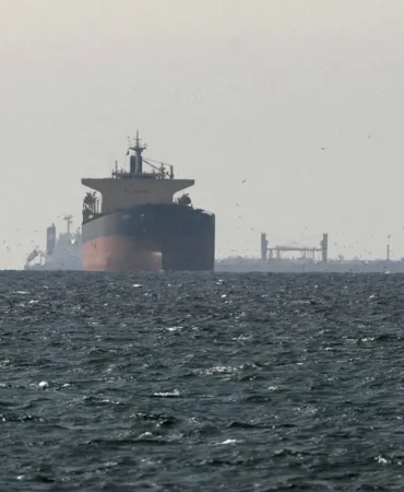ABD-Iran8217in-gecici-lisansini-iptal-etti-petrol-fiyatlari-tirmandi-featured