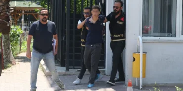 Ablalara-karsi-dehset-yasatti-8220Seytani-cikarmak-icin-oldurecektim8221-featured