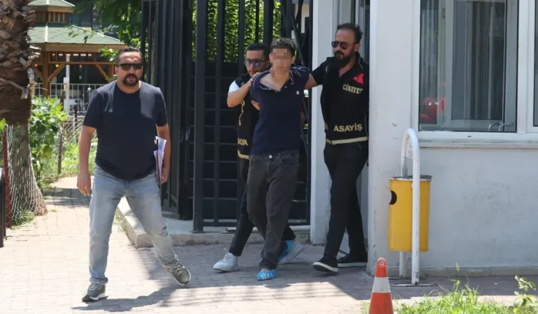 Ablalara-karsi-dehset-yasatti-8220Seytani-cikarmak-icin-oldurecektim8221-featured