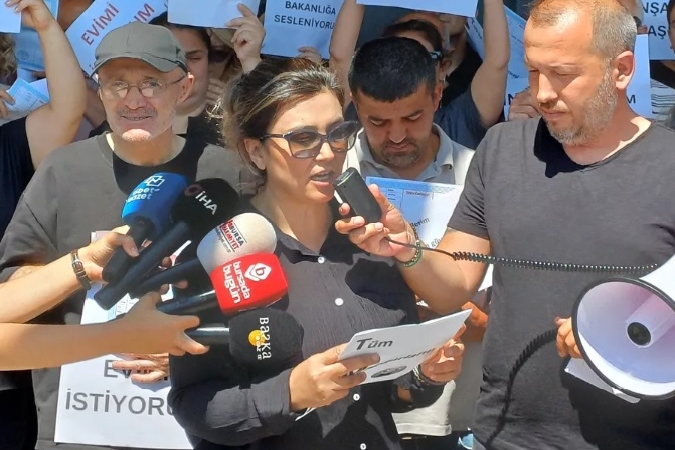 Adsız