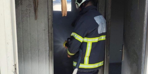 Antakya’da Konteyner Kentteki Yangın Hızlı Müdahale ile Söndürüldü