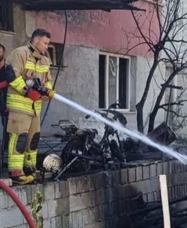 Antakya8217da-cikan-yanginda-motosiklet-kullanilamaz-hale-geldi-featured