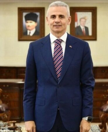 Ardahan-Valiligi8217nde-Degisim-Omer-Hilmi-Yamli-Atandi-featured