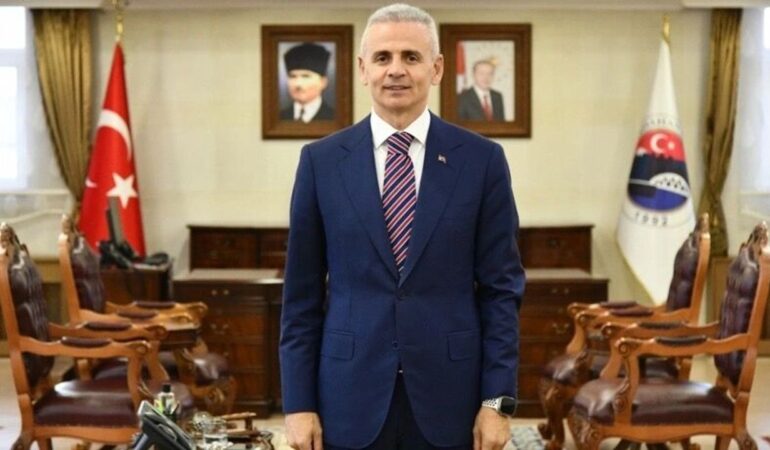 Ardahan-Valiligi8217nde-Degisim-Omer-Hilmi-Yamli-Atandi-featured