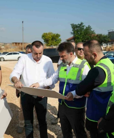 Baskan-Vekili-Biba-Niluferde-yeni-ulasim-yollarini-inceledi-featured