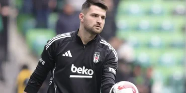 Besiktas8217ta-Ayrilik-Resmi-Ersin-Destanoglu-Ayriliyor-featured