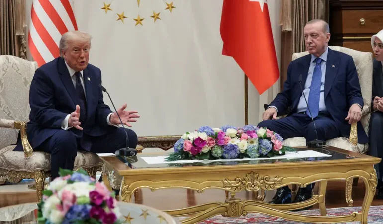 Bestepe8217de-Erdogan-Trump-zirvesinde-F-35-ve-KAAN-motorlari-featured