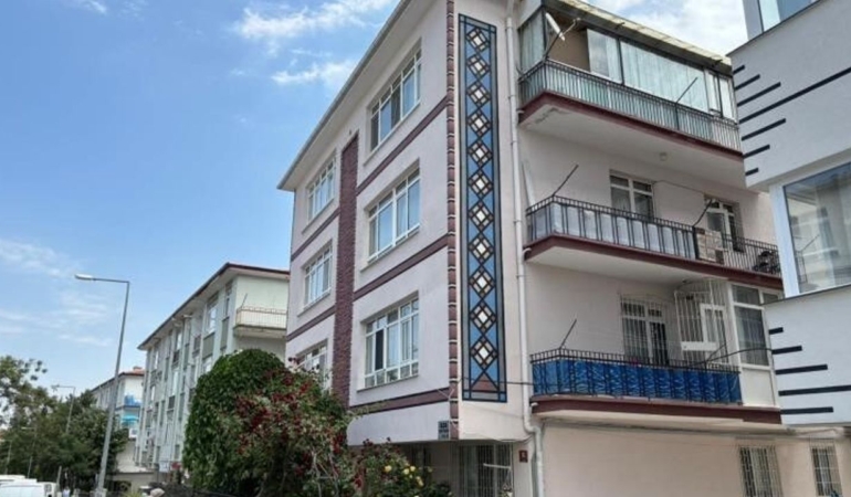 Bicakla-yaraladigi-babasi-tarafindan-vurulan-saldirganin-8-suc-kaydi-bulundu-featured