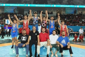 Bursa-Buyuksehir-Belediyespor-Gurescilerden-14-Madalya-featured