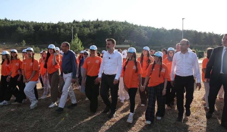 Bursa8217da-Genclik-Kampi-Basladi-Doga-ve-Egitim-Birlikte-featured