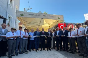 Bursada-Yasar-Kemal-Icin-Anlamli-Acilis-Tatardan-Onemli-Mesaj-featured