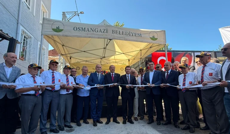 Bursada-Yasar-Kemal-Icin-Anlamli-Acilis-Tatardan-Onemli-Mesaj-featured