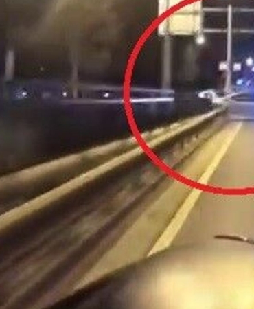Bursada-kontrolden-cikan-otomobil-bariyerlere-carparak-takla-atti-featured