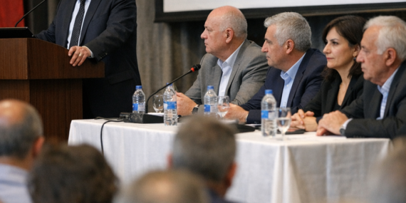 Bursa’da özel hastanelerin sorunları sempozyumda ele alındı