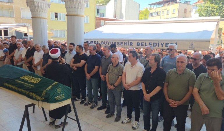 Bursali-is-insaninin-losemi-tedavisi-goren-kizi-vefat-etti-featured