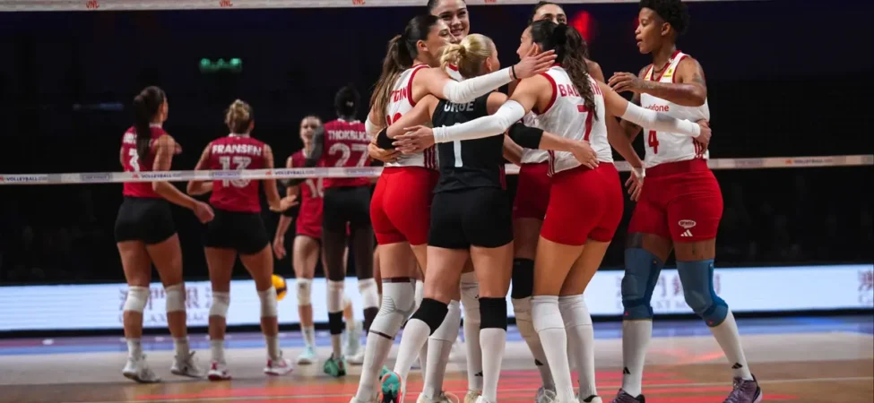 CANLI | Filenin Sultanları final için Çin’le karşılaşacak