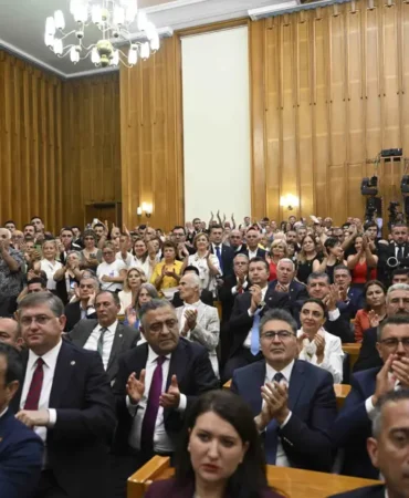 CHP8217de-Milletvekili-Istifalari-Basladi-Ozel8217in-Yeni-Parti-Plani-featured