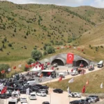 Camlibel-Tuneliyle-virajlar-bitecek-yol-5-dakikaya-dusecek-featured