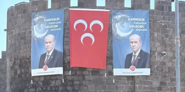 Diyarbakir-Surlari8217na-Bahceli-posterleri-asildi-featured