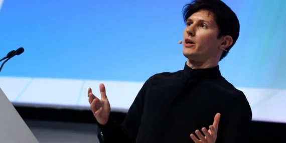 Durov-Rusya-beni-sansuru-reddettigim-icin-terorist-ilan-ettigini-one-suruyor-featured