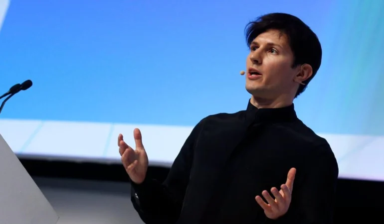 Durov-Rusya-beni-sansuru-reddettigim-icin-terorist-ilan-ettigini-one-suruyor-featured