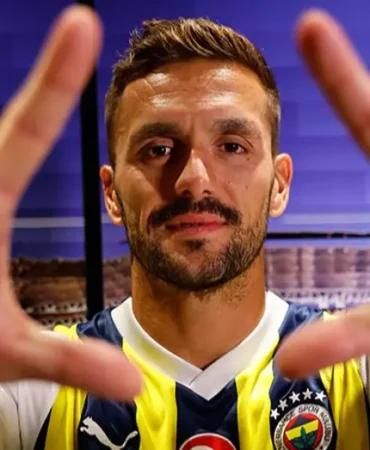 Dusan-Tadic-Geri-Donuyor-NEC-Nijmegen-Kapida-featured