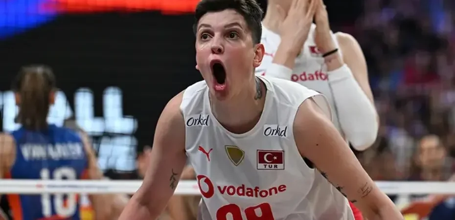Ebrar Karakurt Neden Yok? Türkiye-Brezilya Finalinde Yokluğu Açıklandı