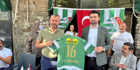 Enes Çelik Kapalıçarşı’da esnafla buluştu, destek mesajı verdi