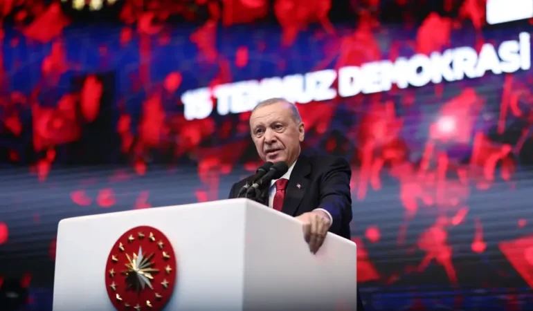 Erdogan-FETO-ile-mucadele-kararlilikla-surecek-featured